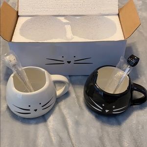 Set of two Cat Mugs with spoons